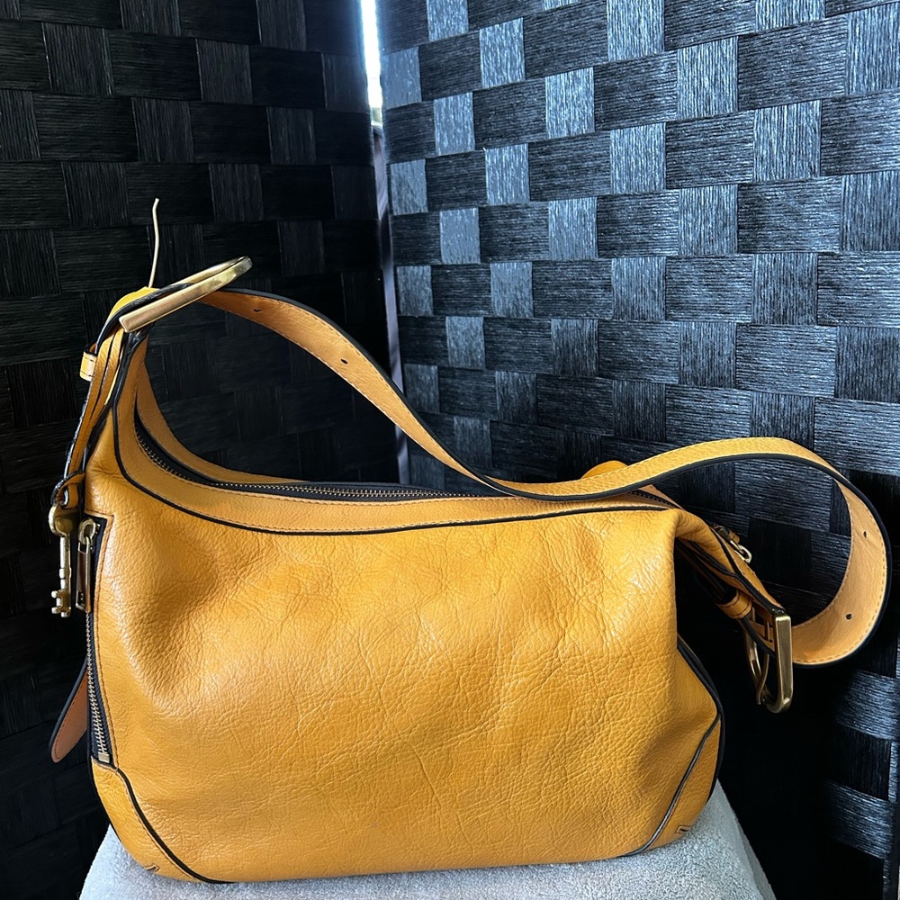 Fossil handbag